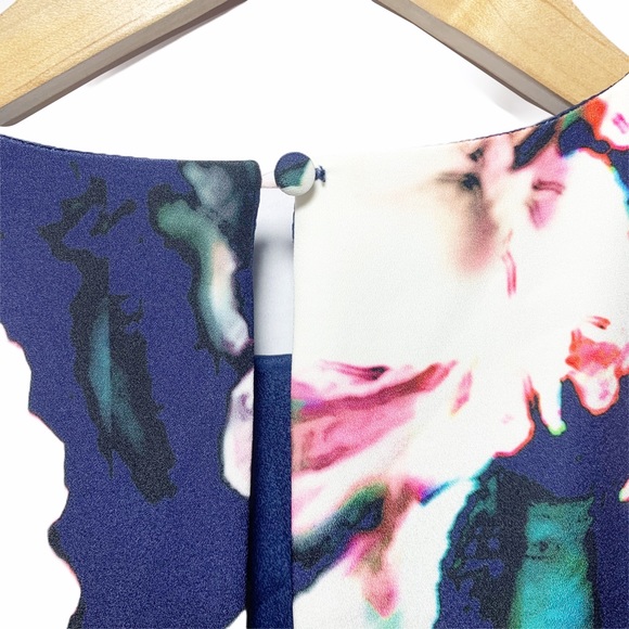 🎁 2/$20 Finders Keepers Floral Pursuit Sheath Dress, M - Picture 8 of 9